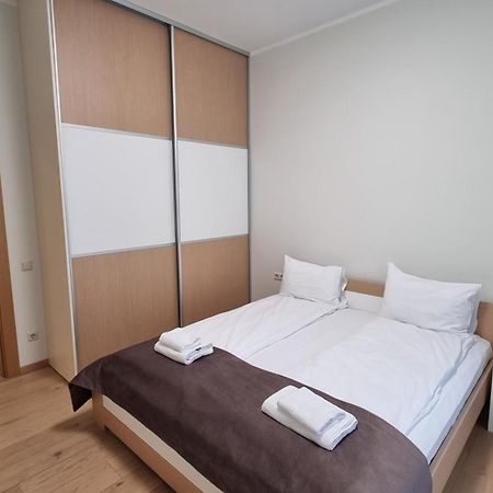 Black Pearl Apartments Jūrkalne Habitación foto