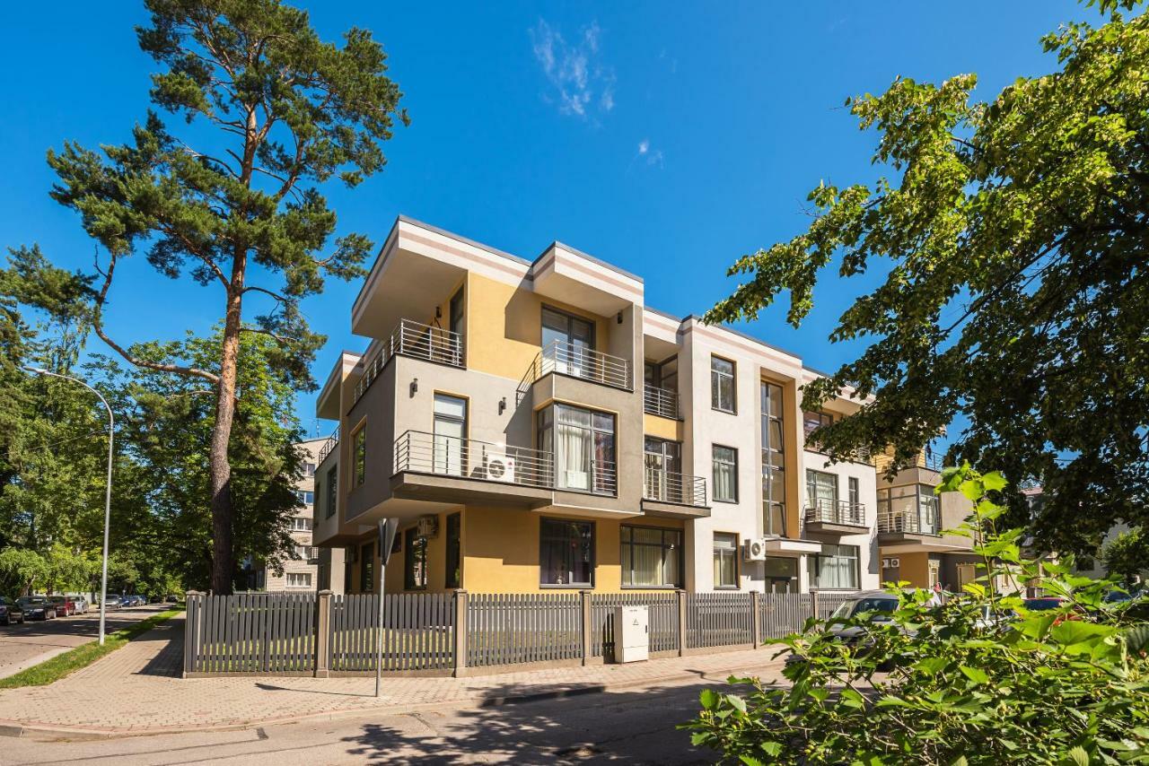 Black Pearl Apartments Jūrkalne Exterior foto
